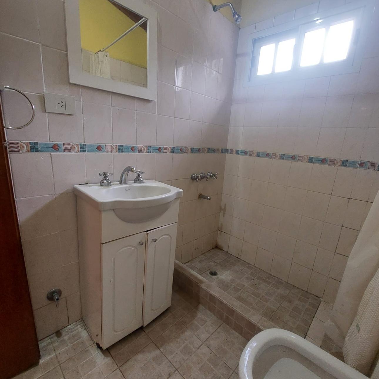 Alquiler de Casa en    Tigre