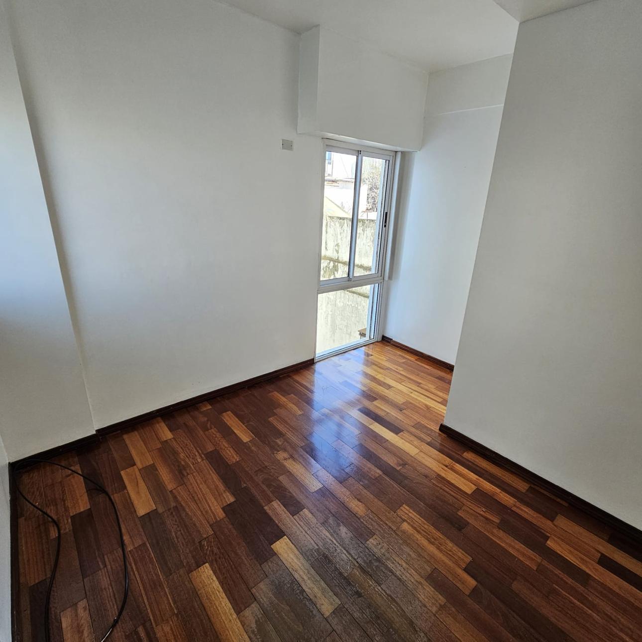 Alquiler de Departamento en   Saavedra