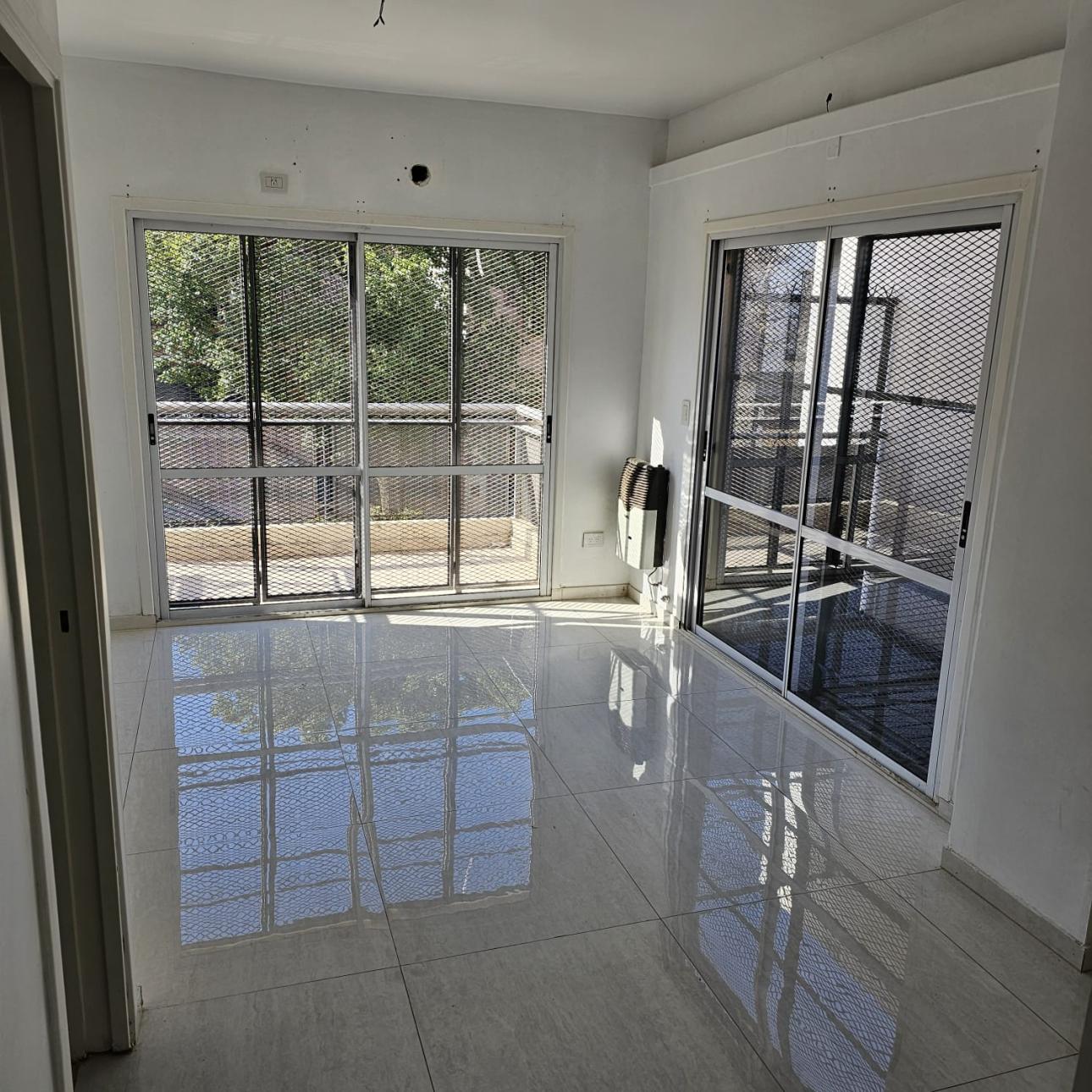 Alquiler de Departamento en   Saavedra