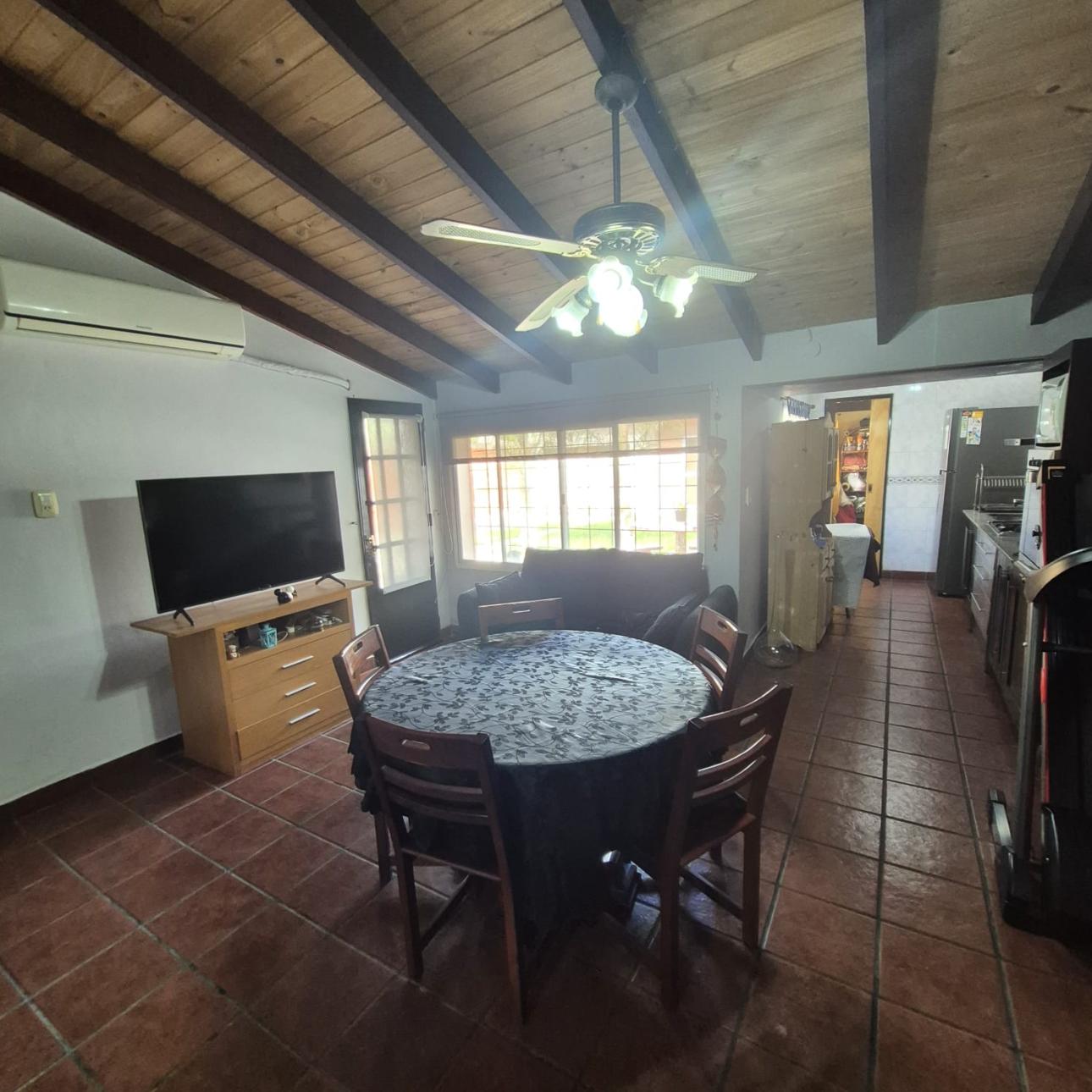 Venta de Casa en    Tres De Febrero