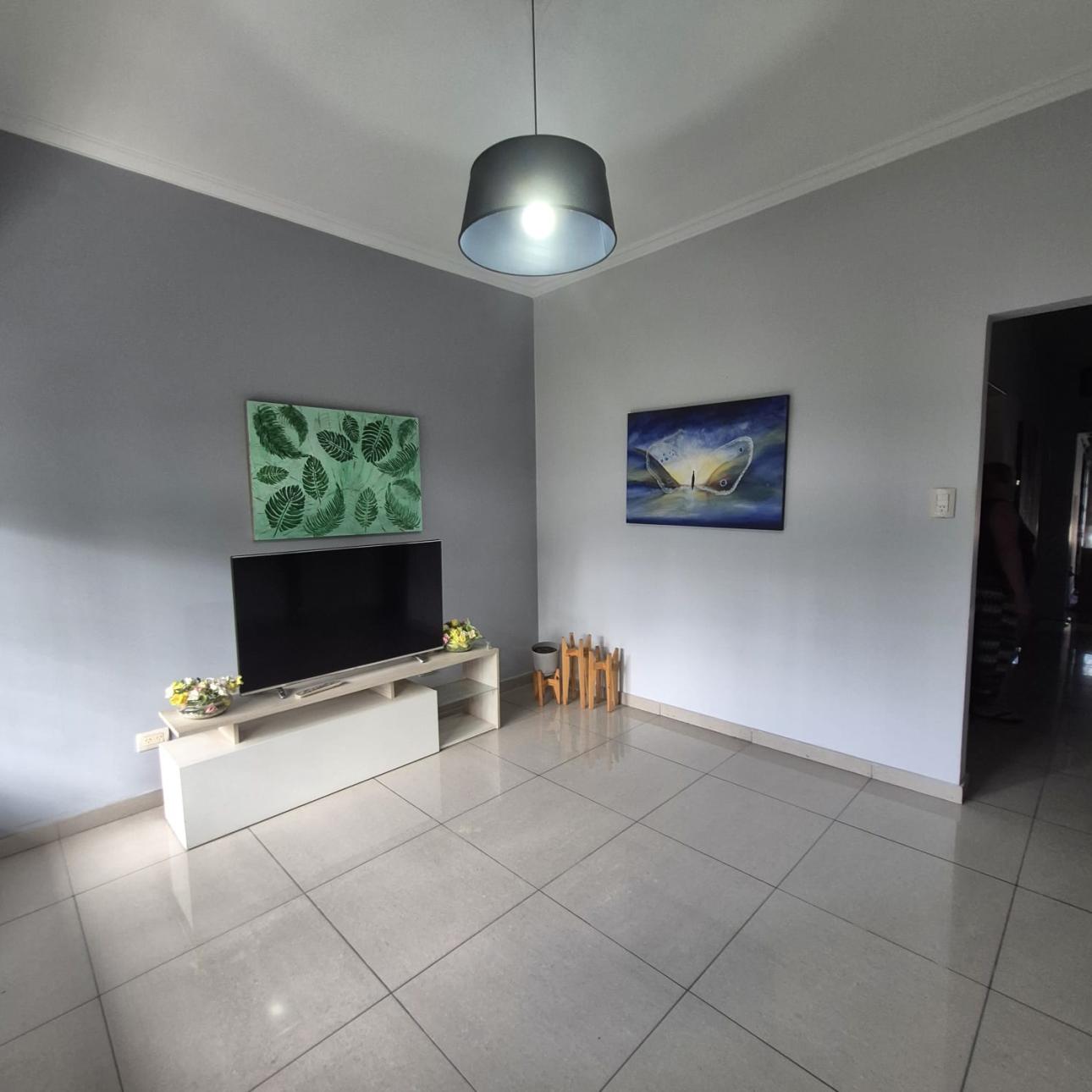 Venta de Casa en    Tres De Febrero