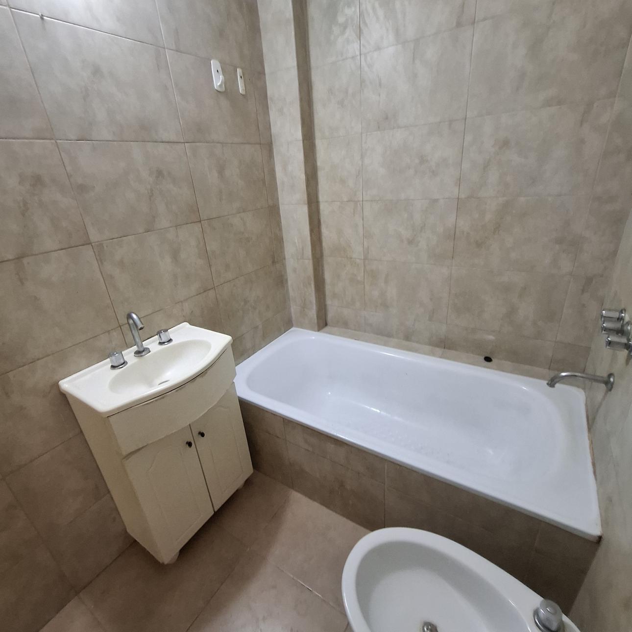 Venta de Departamento en    Tres De Febrero