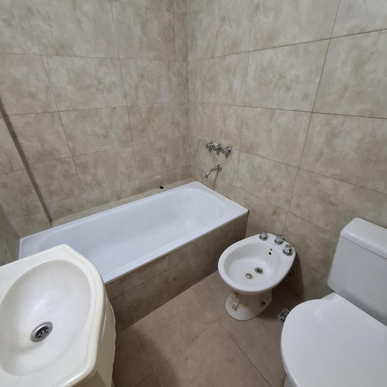 Venta de Departamento en    Tres De Febrero