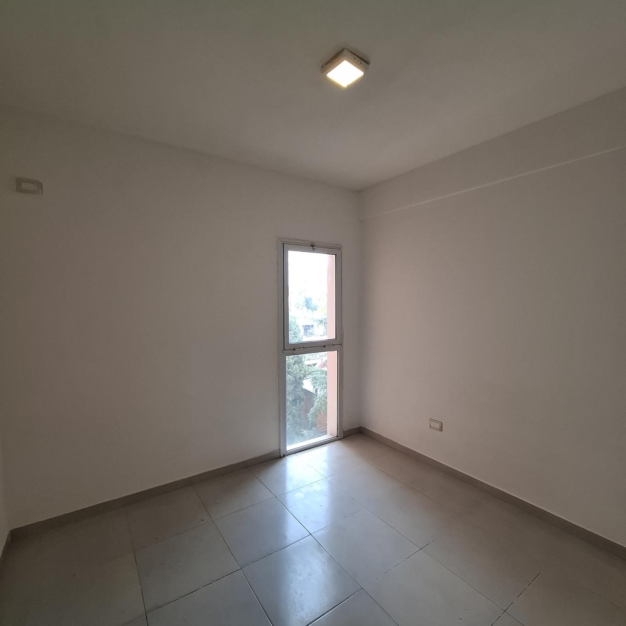 Venta de Departamento en    Tres De Febrero