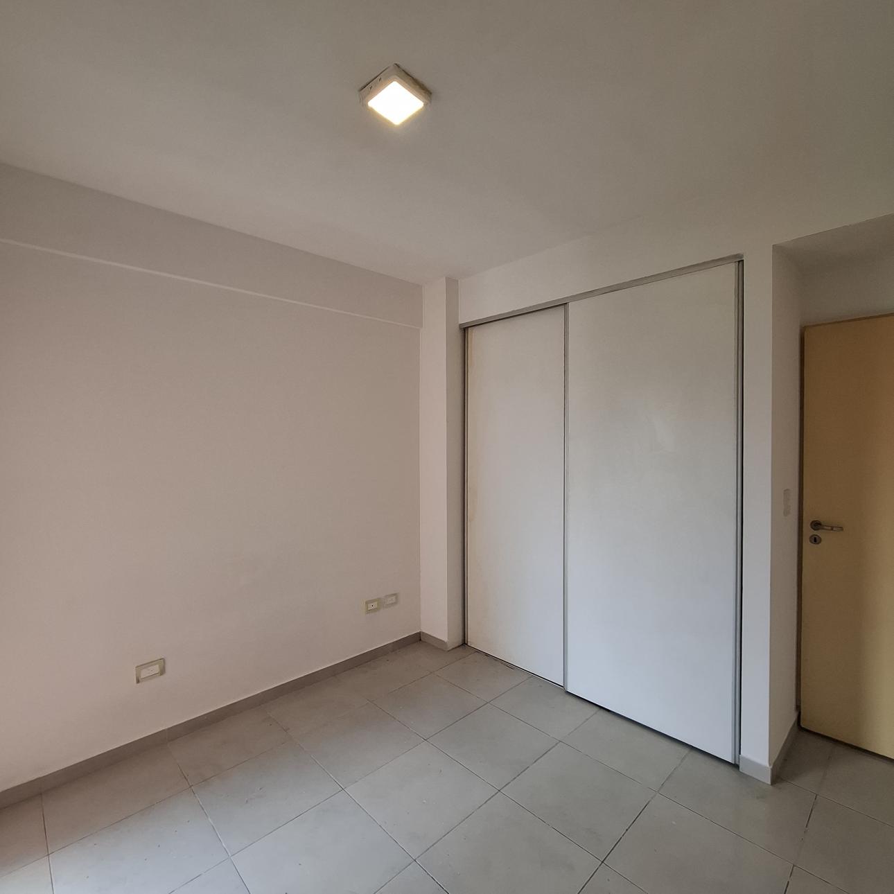 Venta de Departamento en    Tres De Febrero