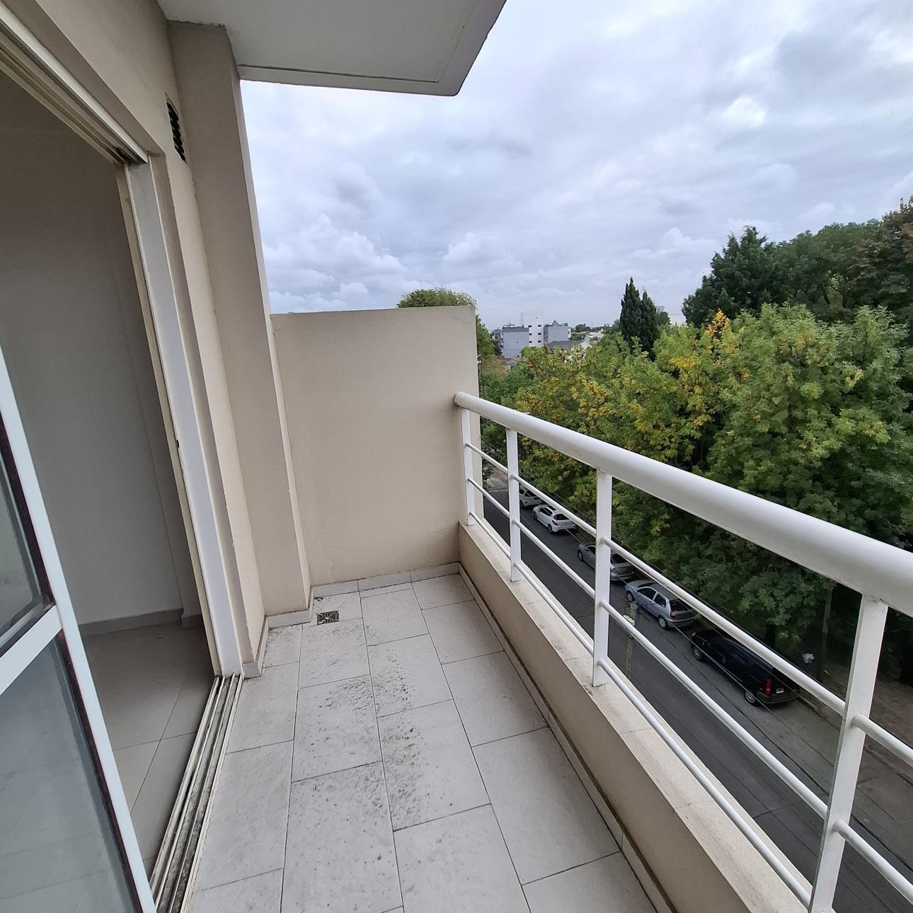 Venta de Departamento en    Tres De Febrero