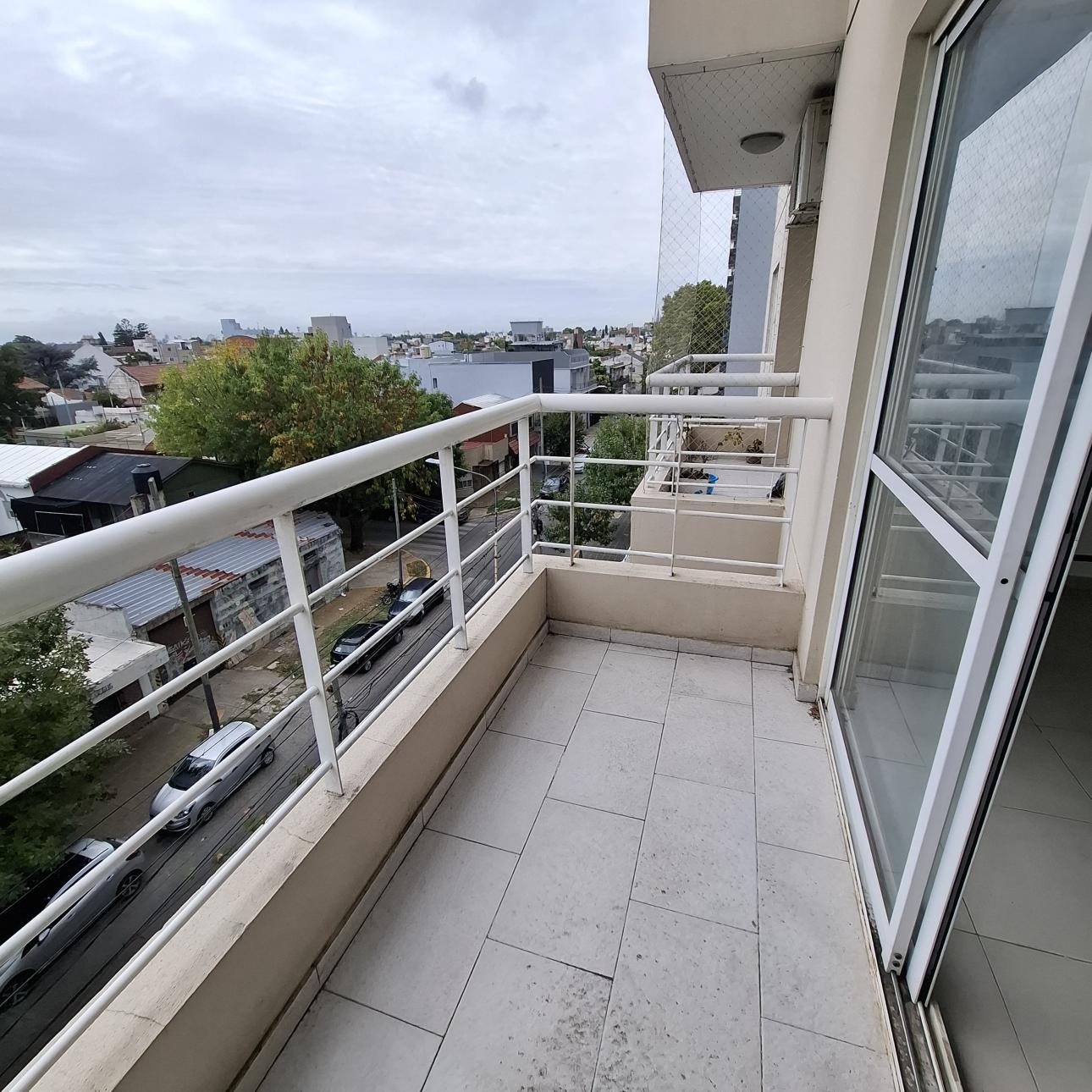 Venta de Departamento en    Tres De Febrero