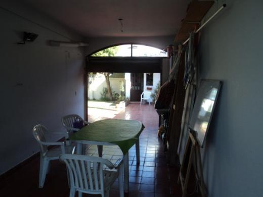 CHALET SOBRE AVDOR. NEWBERY - CD. JARDIN