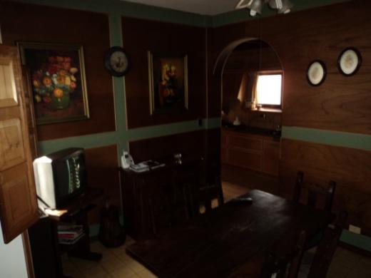 CHALET 4 AMB. S/ AVDOR. FREDES