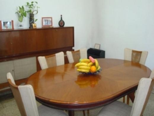 CASA PARA 2 FAMILIAS