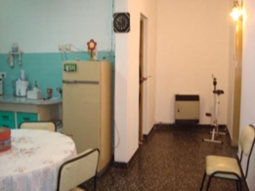 CASA PARA 2 FAMILIAS