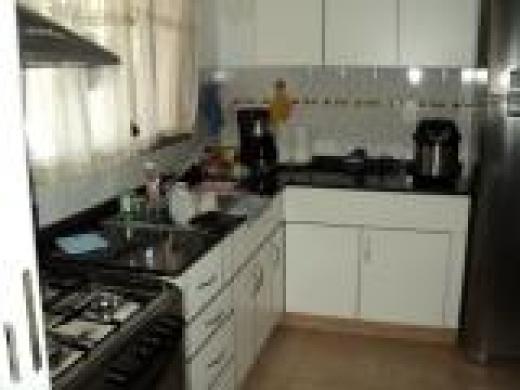 Excelente Casa de 3 ambientes reciclada a Nuevo