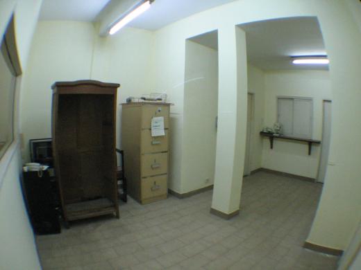 DEPOSITO Y OFICINAS EN PLENO CENTRO