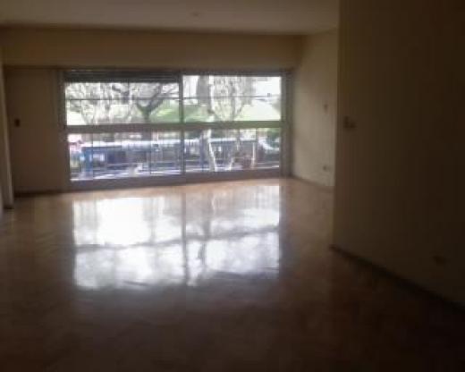 V E N D I D O  - 4 ambientes - cochera - dep. de servicio