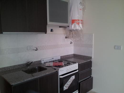 Excelente depto. 1 ambiente c/balcón a ESTRENAR