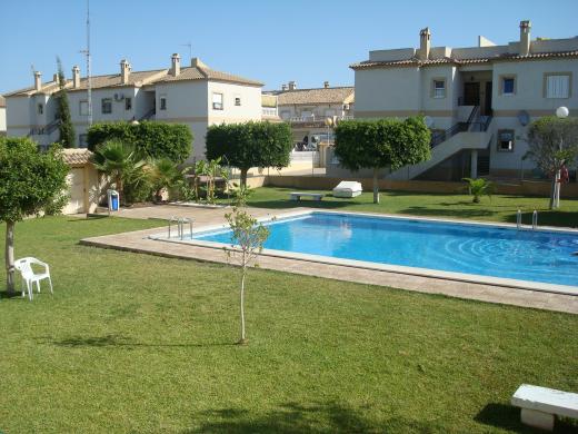 ESPAÑA Bungalow Planta Alta Piscina Plaza Garage Jardin