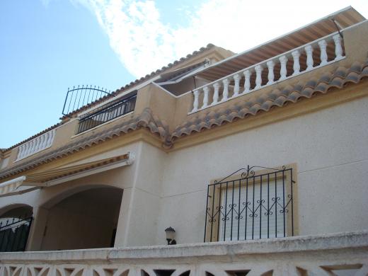 ESPAÑA Bungalow Planta Alta Piscina Plaza Garage Jardin