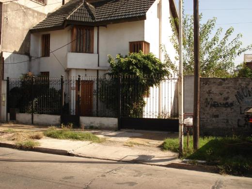Chalet 4 amb 180 m2 - Lote 10x37