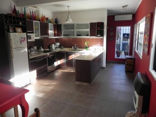 Casa antigua, totalmente reciclada.