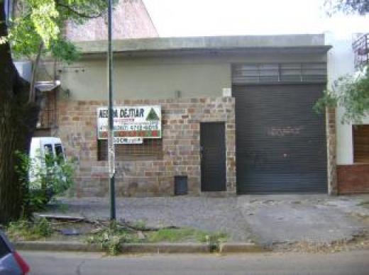 A007-AZCUENAGA 3900- VILLA LYNCH- 600 m2