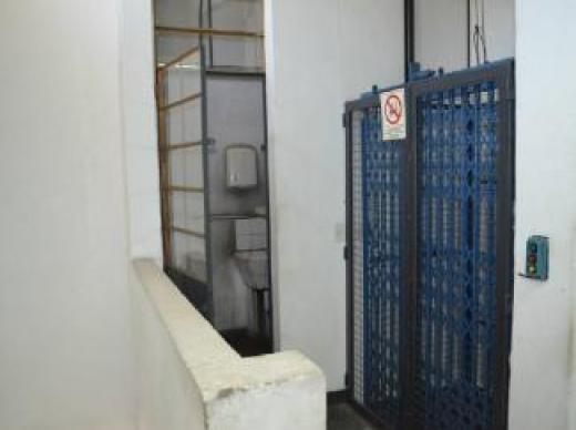A007-AZCUENAGA 3900- VILLA LYNCH- 600 m2
