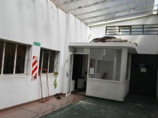 A007-AZCUENAGA 3900- VILLA LYNCH- 600 m2