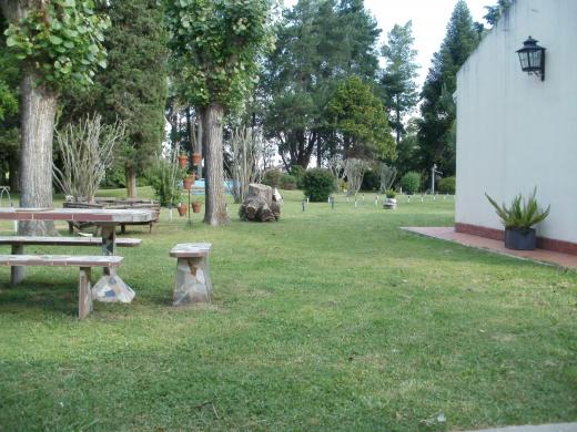 CASA QUINTA SOBRE RUTA 200