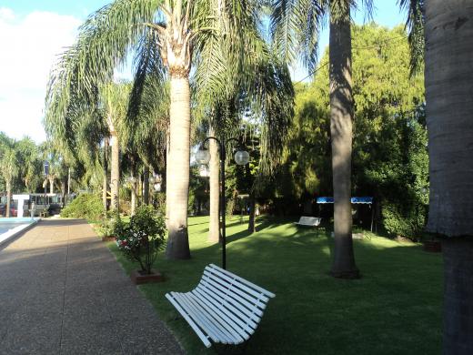 CASA QUINTA Y SALON DE FIESTAS
