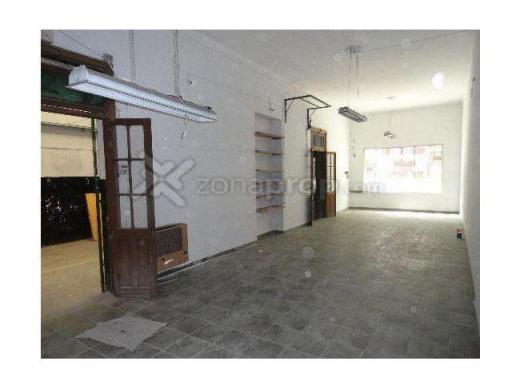 Importante deposito con oficinas