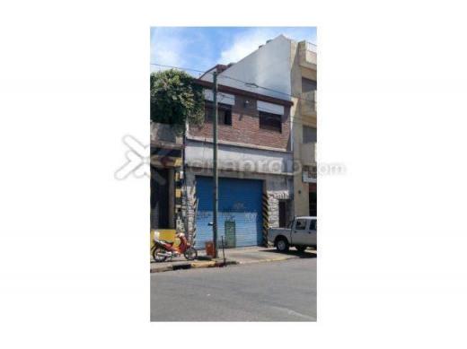 Local sin expensas ideal para taller / lubricento /mercado