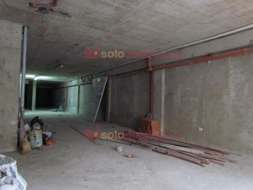 LOCAL COMERCIAL EN EXCELENTE ESTADO Y UBICACION  A ESTRENAR