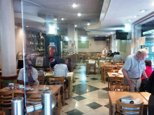 HERMOSO LOCAL EN LA MEJOR OCHAVA,FTE AL TRÁNSITO DE 2 CALLES