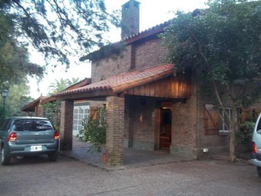 Ituzaingo- Salon de Fiestas en funcionamiento