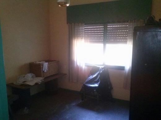 Vivienda sobre hipolito yrigoyen, san justo
