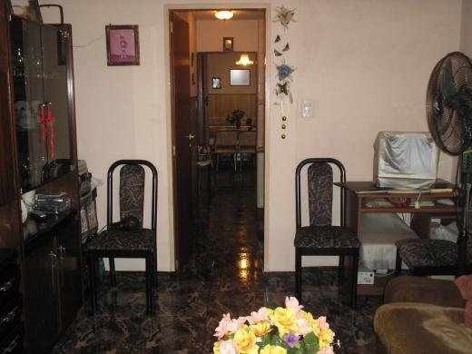 CASA CON 3 LOCALES - (3 AMBIENTES)
