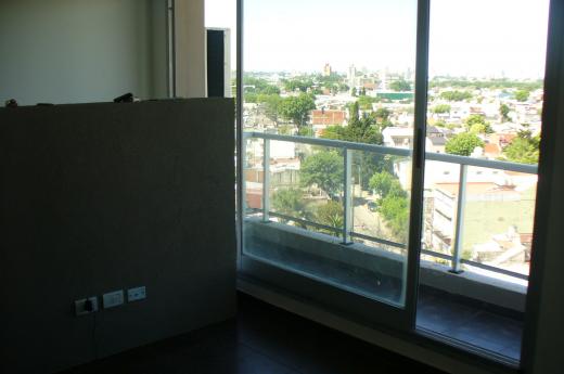 DEPARTAMENTO 5 AMB 150M2 300m estacion