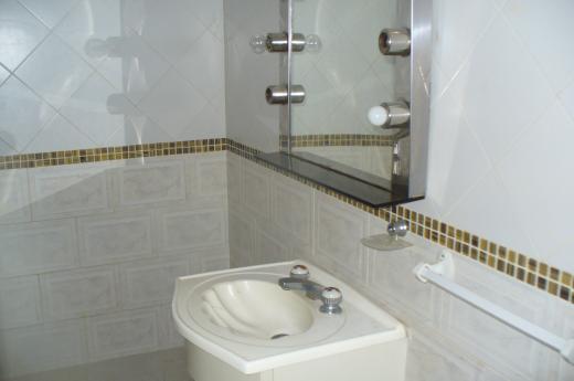 CASA 3 AMB C/PATIO Y JARDIN sobre  Spano 600m estacion Bosch