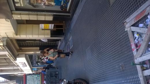 LOCAL CORRIENTES Y FLORIDA