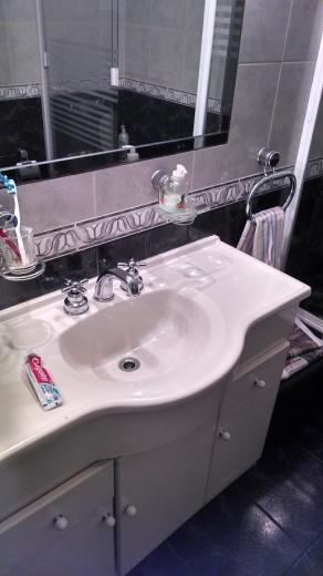 Casa 3 Dorm. c/ Quincho y Garage -Moreno 2800-