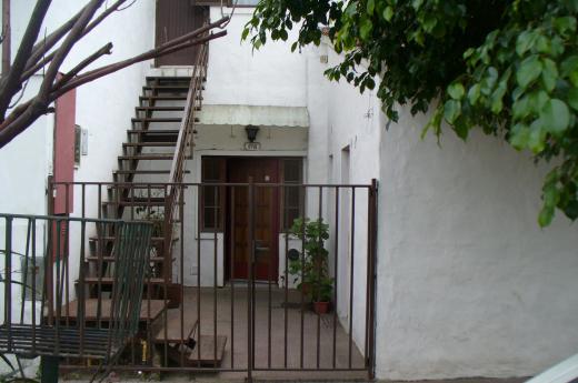PH PLANTA BAJA FRENTE 2 AMB C/PATIO apto credito
