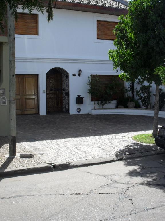 Venta de Chalet 4 ambientes en Vicente López Carapachay