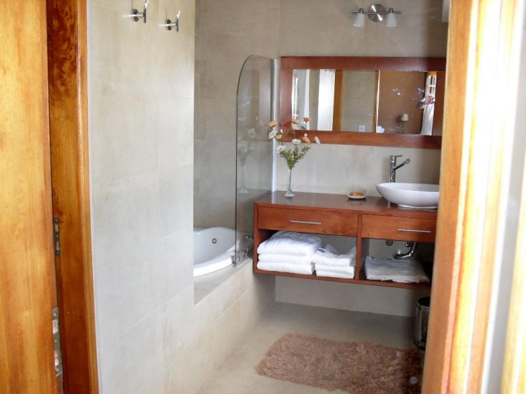 LILY FLORIO, Venta de Chalet en Carapachay   Vicente López Foto12 