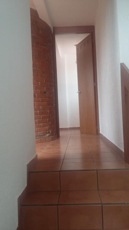 HERMOSA CASA CERCA MUSEO DOLORES OLMEDO