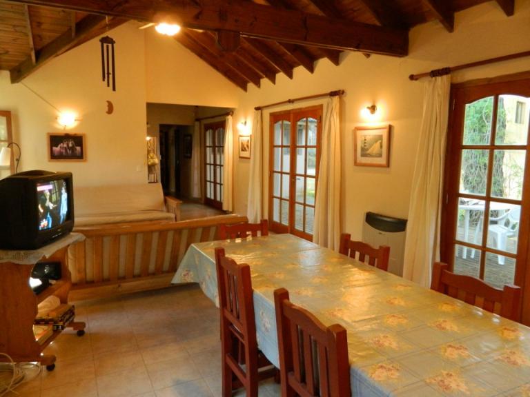 CASA EN CARILO PARA 8 PERSONAS