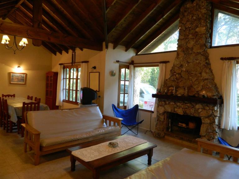 CASA EN CARILO PARA 8 PERSONAS
