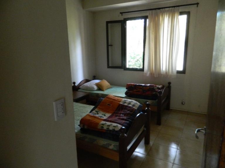 CASA MODERNA  URUTAÚ 1300 CARILO ( PINAMAR)0221-15-5228947
