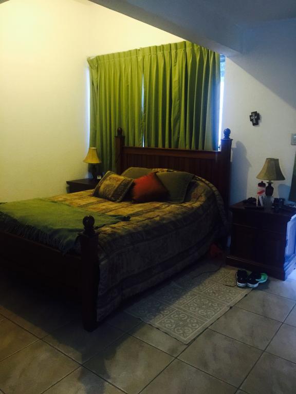 Zona 14, Colonia El Campo, Rento Hermosa Casa en Condominio