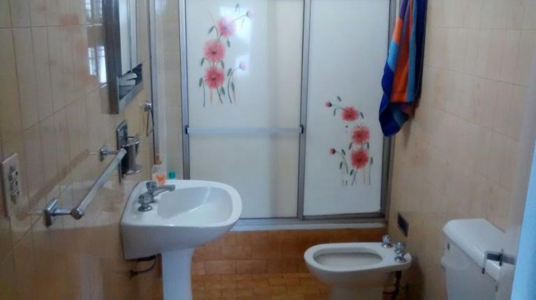 VENDO CASA  105