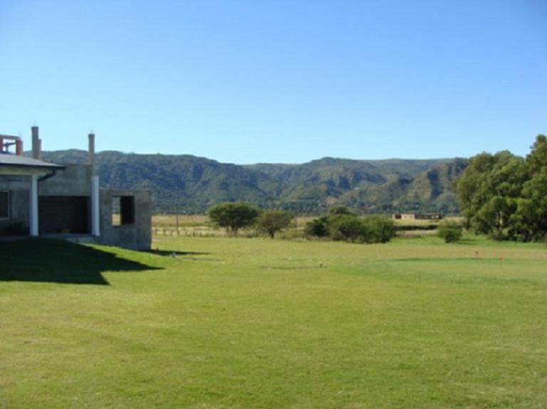 Lotes en B° Champaqui Golf - Villa Gral. Belgrano - Cod. 245