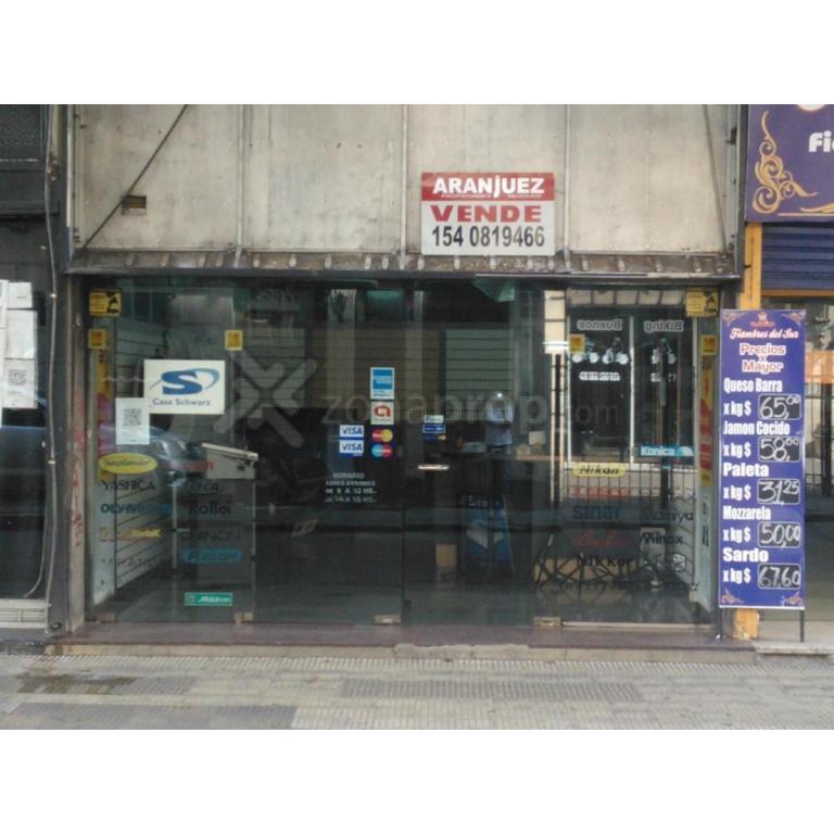 local comercial,salida 2 calles,zona cèntrica, excelente